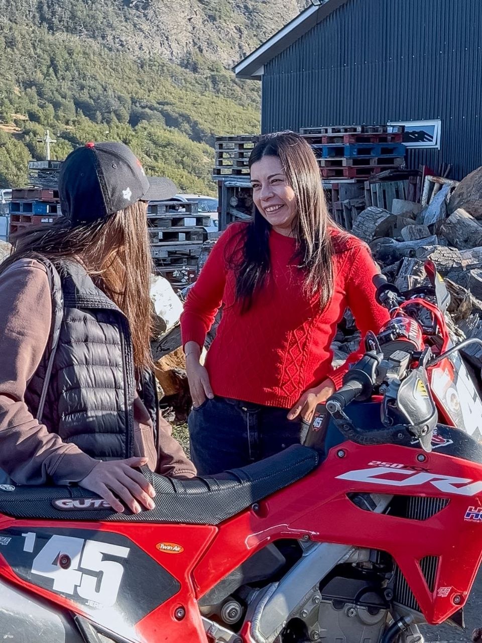 MÁS DE 30 PILOTOS DE USHUAIA PARTICIPARON DE LA VERIFICACIÓN TÉCNICA DE LA VUELTA A LA TIERRA DEL FUEGO